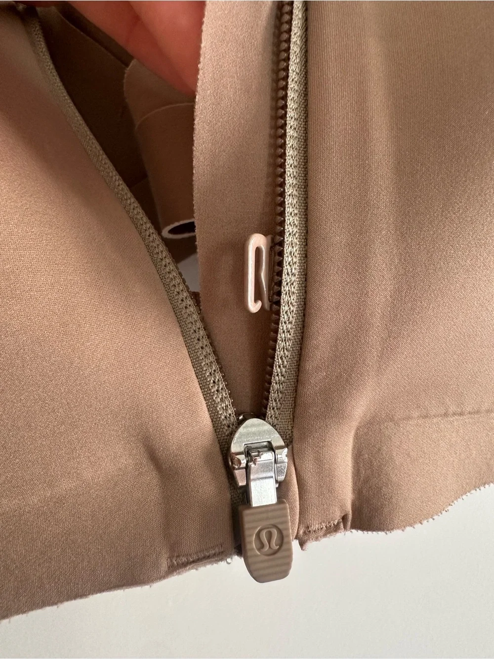 Lululemon Enlite Bra *Zip Front 36D